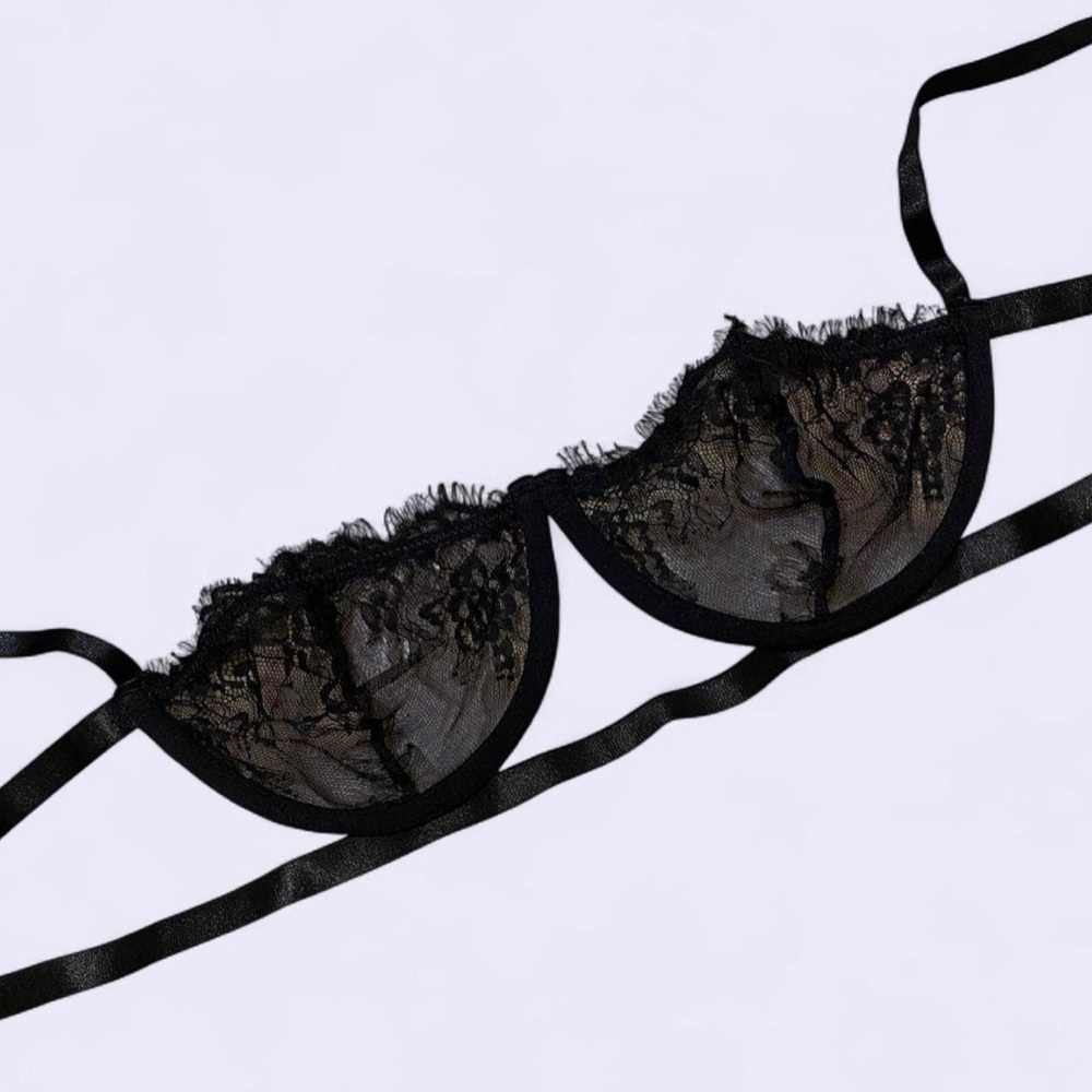 sheer black lace balconette bra, size L 🖤